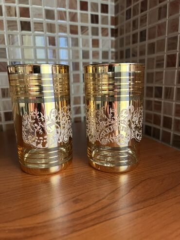 Stəkanlar: Stəkanlar, rəng - Qızılı, Şüşə, 6 ədədli dəst, 200 ml, Çexiya