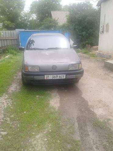Транспорт: Volkswagen Passat: 1992 г., Автомат, Седан — 6