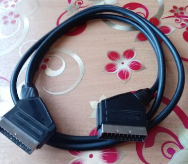 mini tv cena: Scart kabel 1,5m