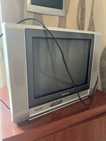 kreditle torpaq satanlar: İşlənmiş Televizor Toshiba Ünvandan götürmə
