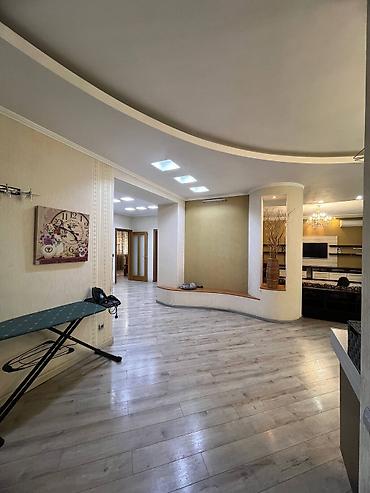 Продажа квартир: 4 комнаты, 186 м², Элитка, 2 этаж, Евроремонт — 1