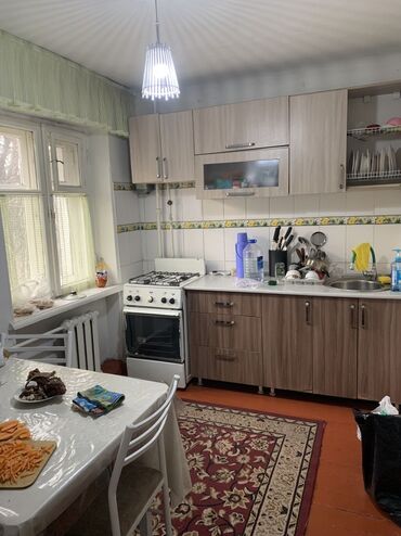 Продажа квартир: 2 комнаты, 42 м², Хрущевка, 3 этаж