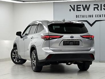 Toyota: Toyota Highlander: 2022 г., 2.5 л, Автомат, Гибрид — 11