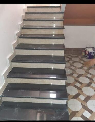 Kafel və metlax: Mermer qrabit Bu boz rəngli, yonulmuş səkilər və ya bordürlərdir -da lalafo.az — 8 Kafel və metlax: Mermer qrabit Bu boz rəngli, yonulmuş səkilər və ya bordürlərdir — 8