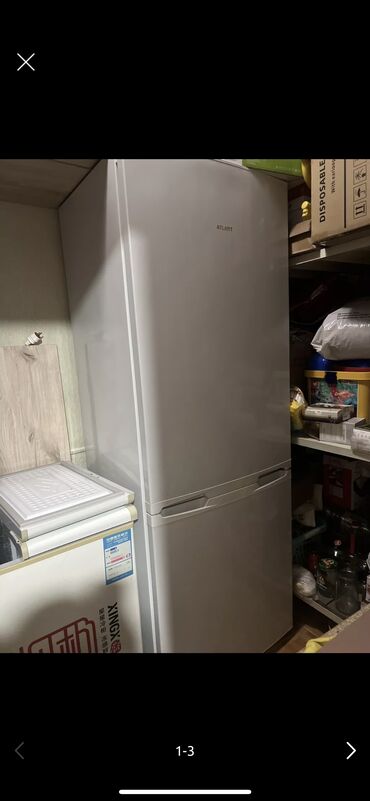 бытовой холодильник: Холодильник Atlant, Б/у, Двухкамерный, De frost (капельный)