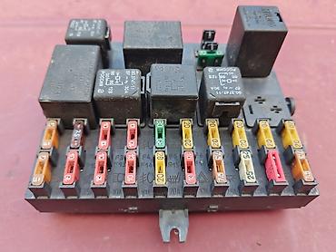 Auto delovi: Tabla osiguraca Lada 110-111-112 br.2. Polovno, ocuvano. Skinuto sa — 3