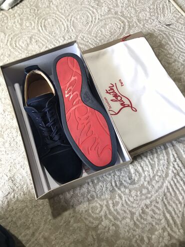Ботинки: Лабутены,louboutin,замшевые Качественная замша,вышивка огонь 🔥 Носил