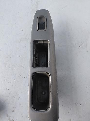 windom mcv30: Сenter console Toyota 2004 г., Б/у, Оригинал, Япония — 1