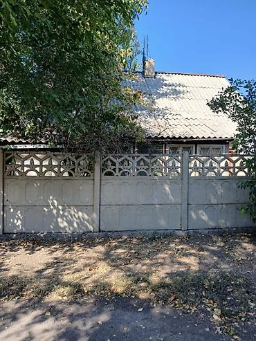 Продажа коттеджей и домов: 3 комнаты, 77 м², 8 соток, Кара-Балта, Собственник — 6