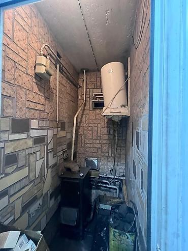 Продажа коттеджей и домов: Продаю дом район Кудайбергена по ул.Маданият . 2 этажа кирпичный, на 1 — 20