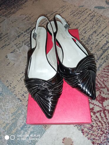 обувь женская 40 размер: Туфли 4F, 40, цвет - Черный