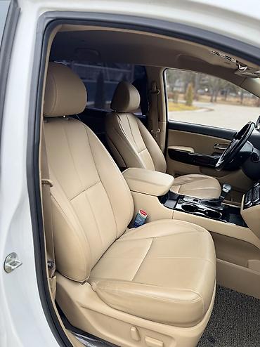 Kia: Kia Carnival: 2019 г., 2.2 л, Автомат, Дизель, Минивэн — 10