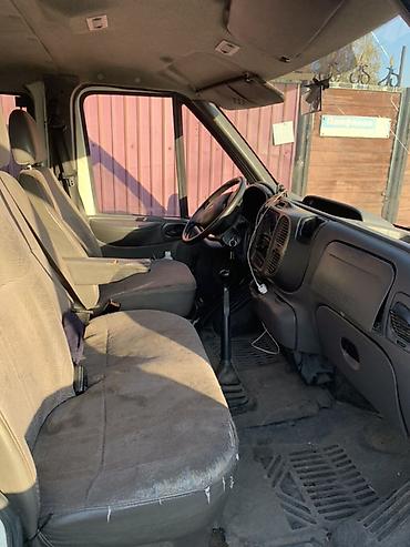 Унаа: Ford Transit: 2001 г., 0.2 - engine capacity л, Кол менен иштөөчү, Бус — 3