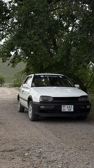 Продажа авто: Volkswagen Golf: 1992 г., 1.6 л, Механика, Бензин, Хэтчбэк — 2
