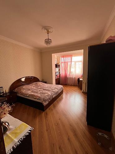Mənzillər: Bakı, Yasamal, 3 otaqlı, Köhnə tikili, m. Elmlər Akademiyası, 61 kv. m — 5