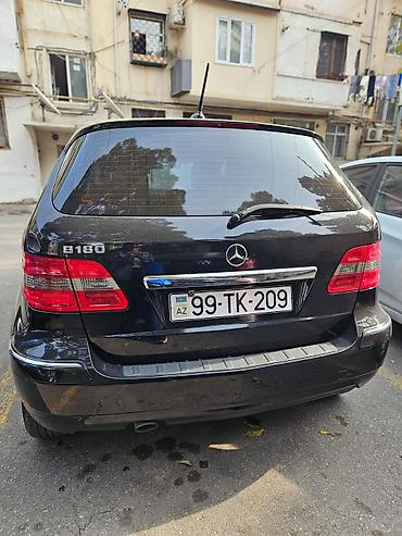 mersedes b klass: Mercedes-Benz B 180: 1.8 l | 2010 il Hetçbek — 6