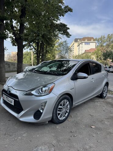 куплю автомобиля: Toyota Prius: 2016 г., 1.5 л, Вариатор, Гибрид, Хэтчбэк