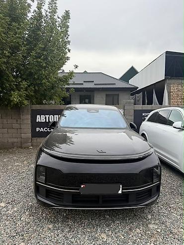 tesla 3: Lixiang L8: 2024 г., 1.5 л, Робот, Гибрид, Кроссовер — 1
