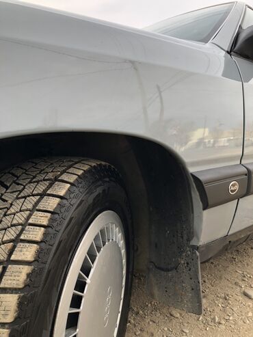 Audi: Audi 100: 1989 г., 2 л, Механика, Бензин, Седан — 6