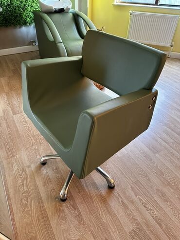 стол в кабинет руководителя: Peşəkar salon/kosmetoloji kreslo - Rəng: zeytun-yaşıl - Material