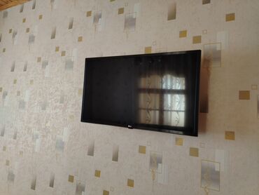 komputerlər diz ustu: Televizor LG Led 32"