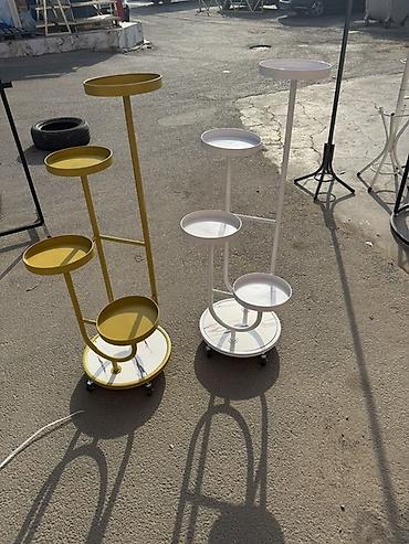 səki halvasi: Dəmir çiçək stendi – təkərli, çoxsəviyyəli - Material: toz boyalı — 4