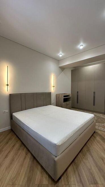 Продажа квартир: 2 комнаты, 74 м² — 7