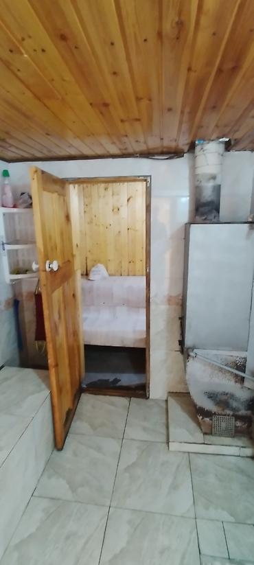 Продажа коттеджей и домов: Продаются 4комнатный Дом г:Каракол ул: Свердлова 26 участок 6сот — 14