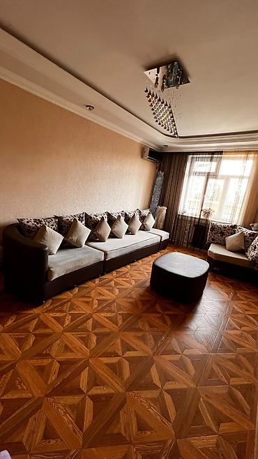 İşlənmiş, Künc divan, Divan, Bazalı