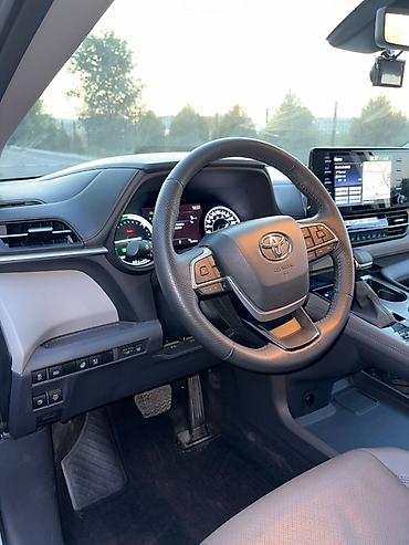 Продажа авто: Toyota Sienna: 2024 г., 2.5 л, Автомат, Гибрид, Минивэн — 7