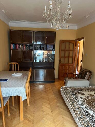 Köhnə tikili: Bakı, 3 otaqlı, Köhnə tikili, m. Həzi Aslanov, 82 kv. m — 2