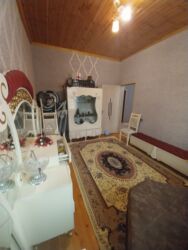 Bağ evlərinin satışı: Ev Savalan 28N mektebe 139 marsurut xetine tam yaxin yerlesir evin -da lalafo.az — 25 Bağ evlərinin satışı: Ev Savalan 28N mektebe 139 marsurut xetine tam yaxin yerlesir evin — 25