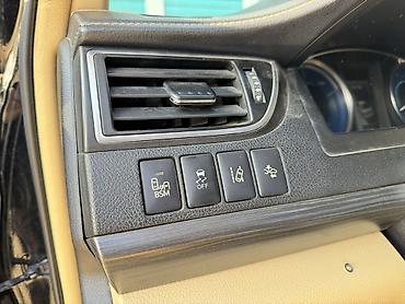 домкрат лексус: Toyota Camry: 2016 г., 2.5 л, Вариатор, Гибрид, Седан — 8