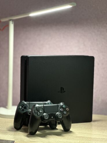 PS4 (Sony PlayStation 4): Play Station 4 Slim 1 TB В комплекте 2 dualshock 4, кабель сети и