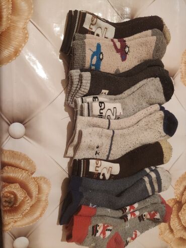 Məktəb çantaları: Pullar satilir Cexiya bokal 10 manat Uwag ucun kepka 1 manat — 18