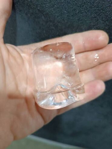 конус для трубочек: Лёд крупный в форме " конус" вес 50 грам. для алкогольных и