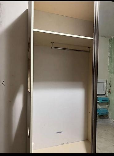 suvarma borusu: Güzgülü sürgülü qapılı şkaf - Ölçü: təxmini 2 qapılı, hündür — 3