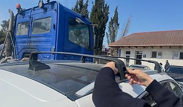 Аксессуары и тюнинг: Original Kia sportage baqaj yeri (dugaları) . Heç bir problemi yoxdur — 2