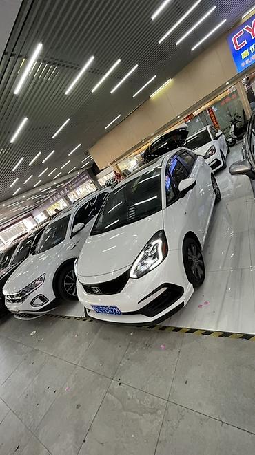 Honda: Honda Fit: 2021 г., Автомат, Бензин, Хэтчбэк at lalafo.kg — 3 Honda: Honda Fit: 2021 г., Автомат, Бензин, Хэтчбэк — 3