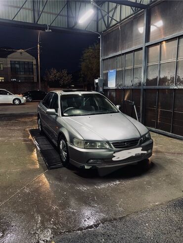 Honda: Honda Accord: 1998 г., 2 л, Автомат, Бензин, Седан