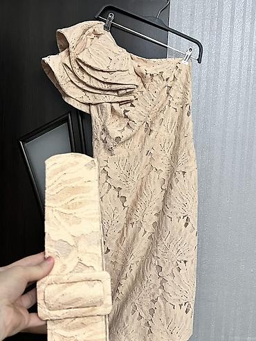 Şəxsi əşyalar: 20 manat
050 568-97-60 — 3