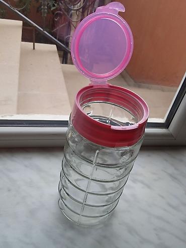 saxlama qabı plastik: Şüşə qablar dəsti - 2 ədəd şüşə bankalar: biri qapaqlı, kliklə açılan — 4