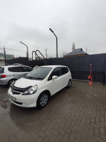 honda capa: Honda Fit: 2005 г., 1.3 л, Вариатор, Бензин, Хэтчбэк