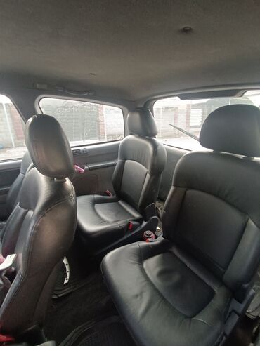 Hyundai: Hyundai Trajet: 2002 г., 2.7 л, Автомат, Газ, Минивэн — 8