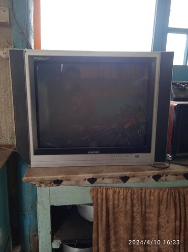 маленький телевизор: Продаю телевизор в рабочем состоянии