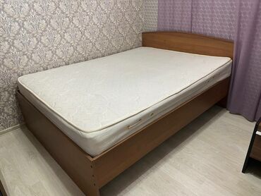 мебель кух: Двуспальная Кровать
