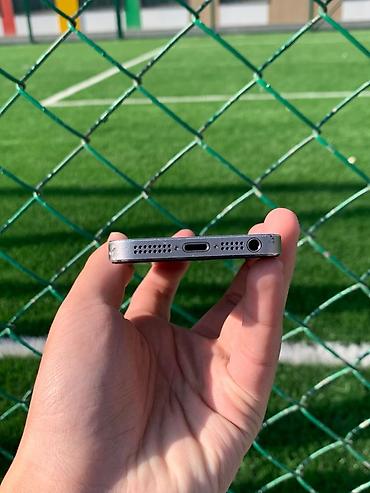 запчасти на айфон 5s: IPhone 5s, Б/у, 16 ГБ, Jet Black, Чехол, 100 % — 4