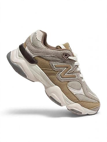 New Balance patike – retro “dad sneaker” stil u zemljanim tonovima -