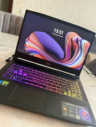 ups 2000 w: İşlənmiş MSI, 15.6 ", Intel Core i7, 512 GB, Ünvandan götürmə, Ödənişli çatdırılma