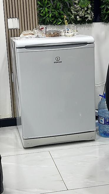 soyuducu alisi: Mini Soyuducu satilir 120 azn unvan xirdalan vusqa2 kod 3022Indesit — 1